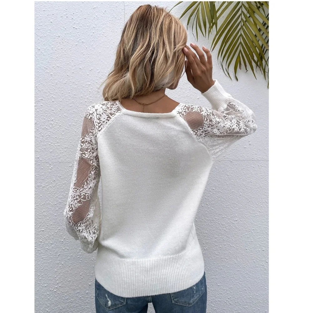 Lace Bishop Sleeves V-Neck Off White Knit Sweater - Picture 4 of 7